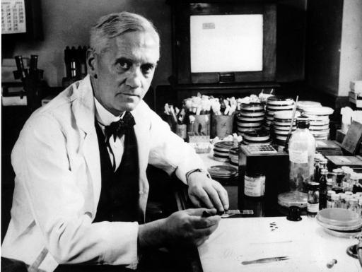 Morre Alexander Fleming descobridor da penicilina