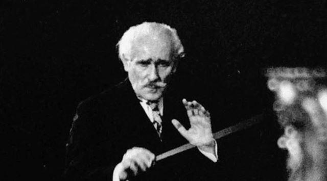 Nasce o maestro italiano Arturo Toscanini