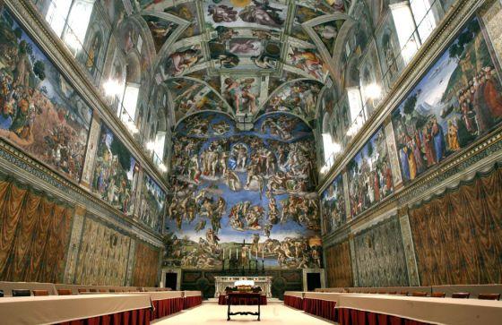 Teto da Capela Sistina, de Michelangelo, é exibido ao público pela primeira vez