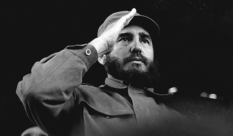 Fidel Castro anuncia abertamente: "sou um marxista-leninista"