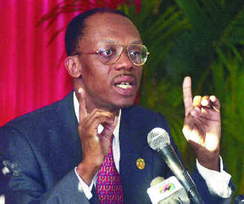 Jean-Bertrand Aristide foi eleito presidente do Haiti