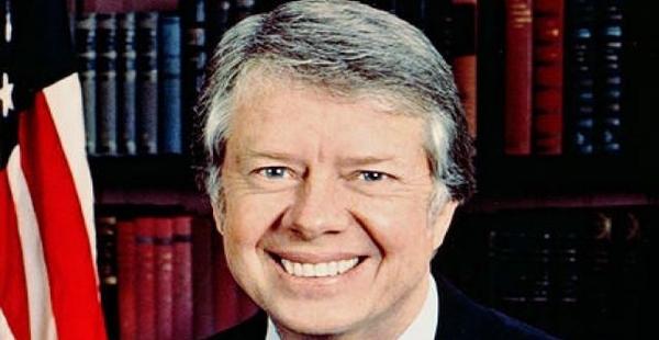 Jimmy Carter é eleito presidente dos EUA