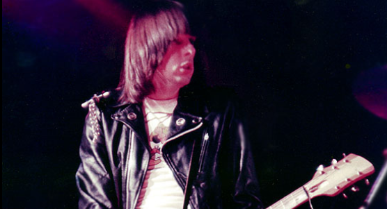 Morre o vocalista e compositor Joey Ramone