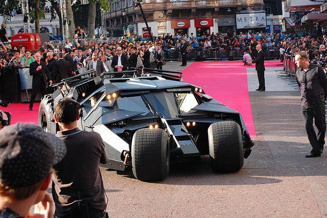 “Batman: O Cavaleiro das Trevas” estreia com a maior bilheteria de um final de semana
